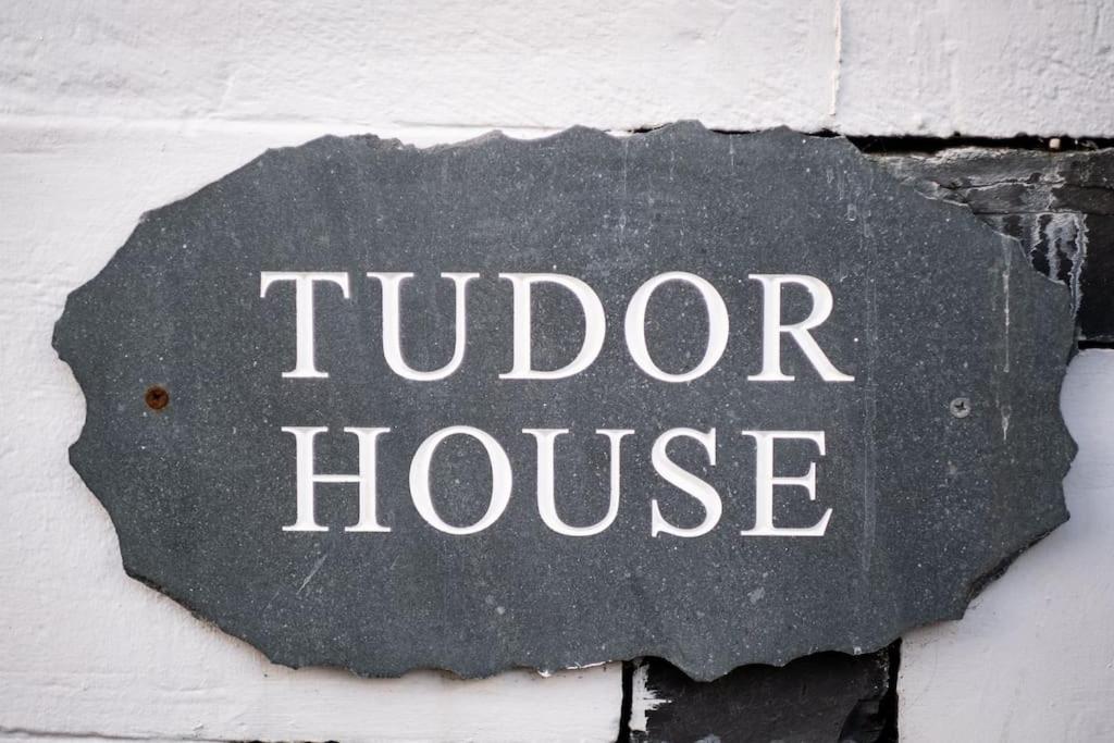 Tudor House-Windermere Centre Bagian luar foto